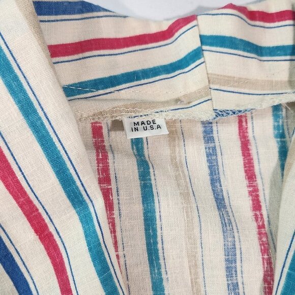 Vintage • Striped Blazer with Shoulder Pads
Lot H - Picture 8 of 8